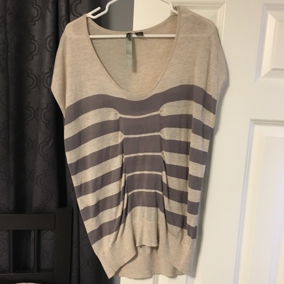 Sweaters - Lightweight sweater